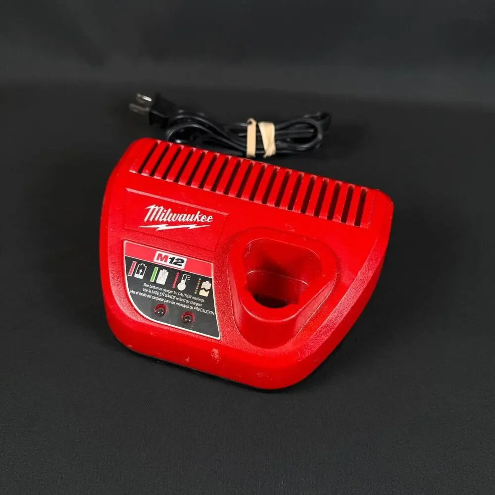 Milwaukee: M12 Lithium Ion 12 Volt Battery Charger 48-59-2401